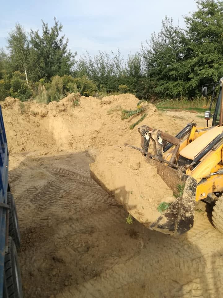 Wykop i profilowanie terenu